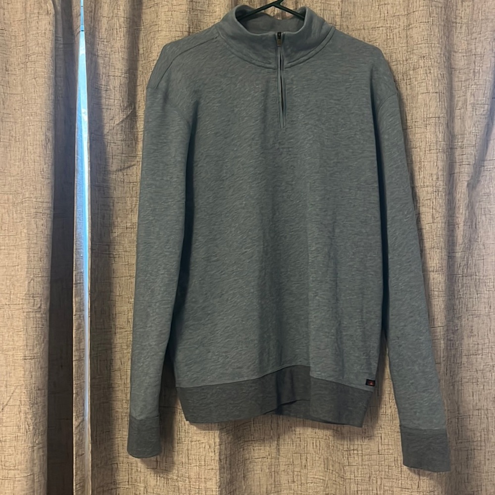 Faherty blue men’s quarter zip sweater. Size large.
